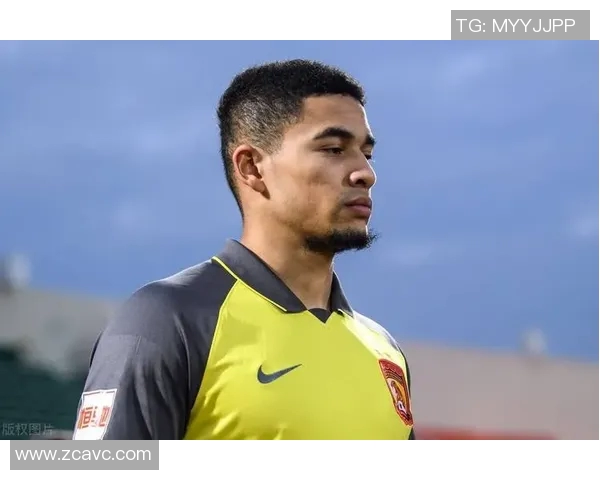 蒋光太展现出色防守能力成功率高达78助力球队稳固后防线 蒋光太展现出色防守能力成功率高达78助力球队稳固后防线