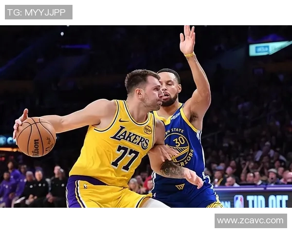 勇士主场不敌湖人，库里遭遇失手