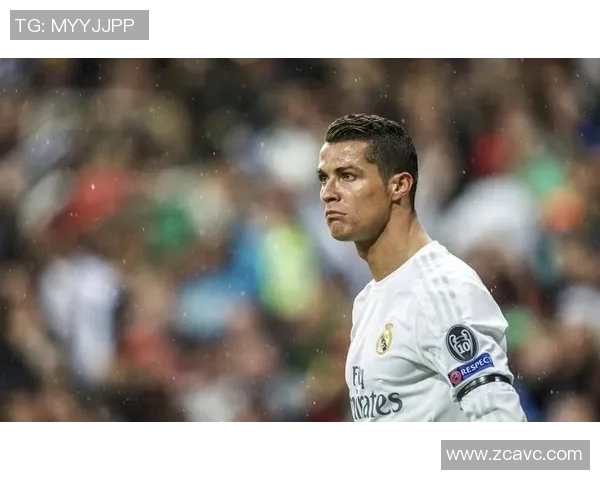 皇马遭巴萨逆转，锋线进攻遇困难，C罗替补未能改变比赛命运